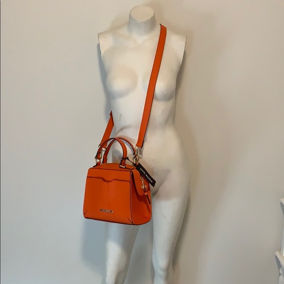 Steve Madden Handbags - Steve Madden orange crossbody purse